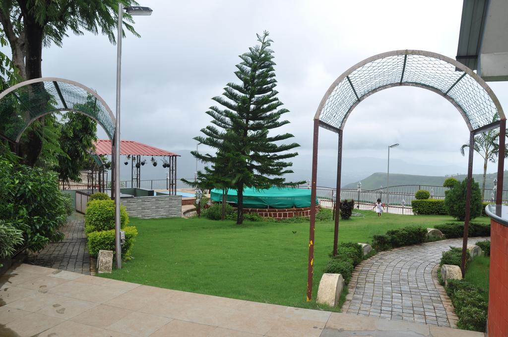 Raval Bunglow Hotel Panchgani Eksteriør billede