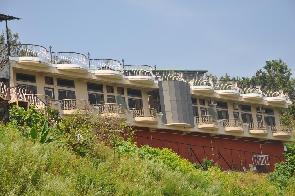 Raval Bunglow Hotel Panchgani Eksteriør billede